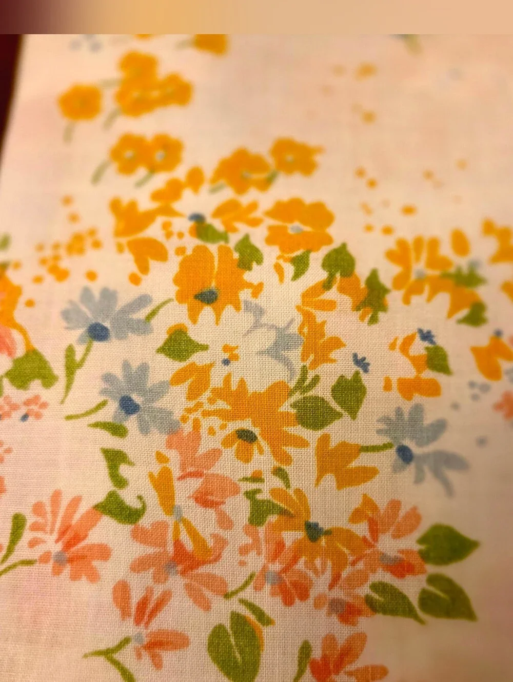 Vintage 1970s Cannon Monticello Twin Sheet Floral Fabric Cottagecore Sewing